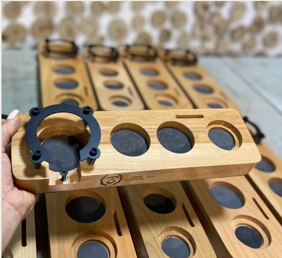 استند چوبی فنر دار مستطیلی